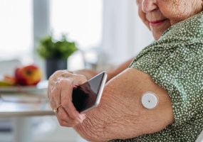 Image Aanbevelingen over zorg op afstand in de diabetesrichtlijnen